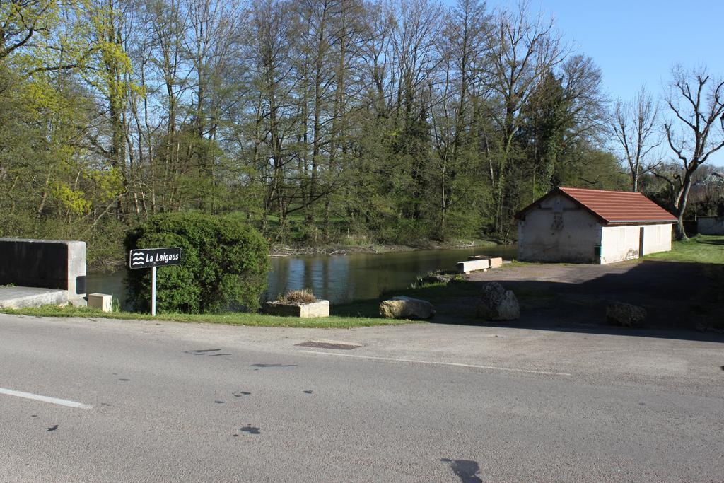 Charmante Maison Pierres 1768 Polisy Bagian luar foto