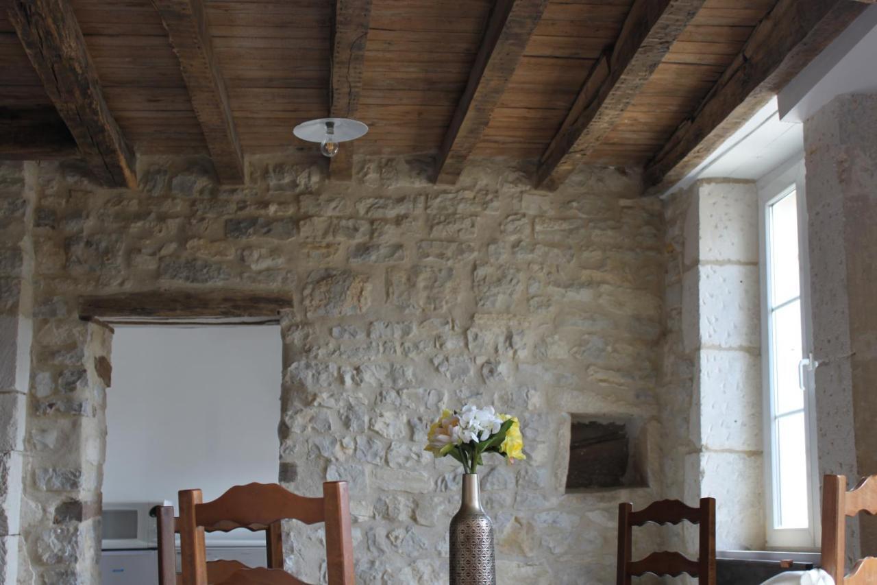 Charmante Maison Pierres 1768 Polisy Bagian luar foto